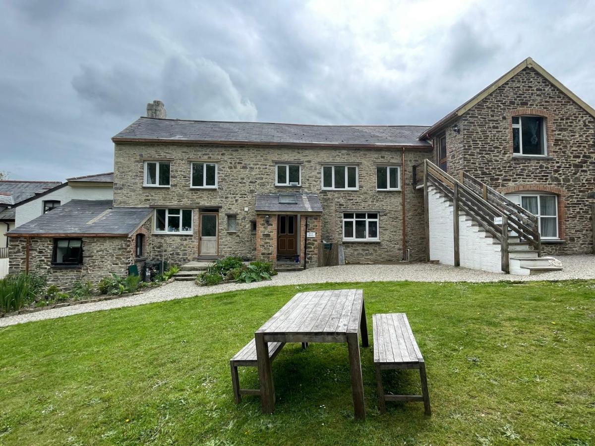 The Old Rectory Glebe House In Jacobstow 10 Mins To Widemouth Bay And Crackington Haven,15 Mins Bude,20 Mins Tintagel, 27 Mins Port Issac Екстериор снимка